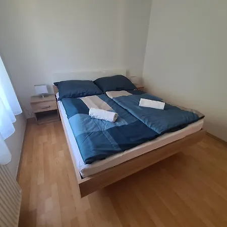 Jade Apartment